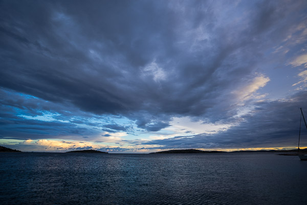 Kroatien.Urlaub.Segeln.Meer.Wolkenpanorama