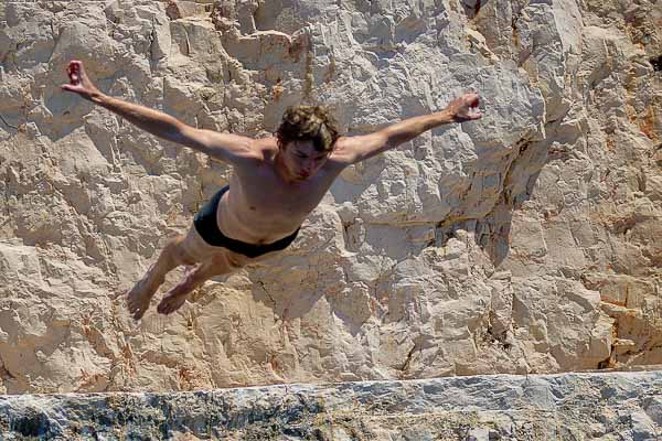 Vater Sohn Urlaub Klippenspringen